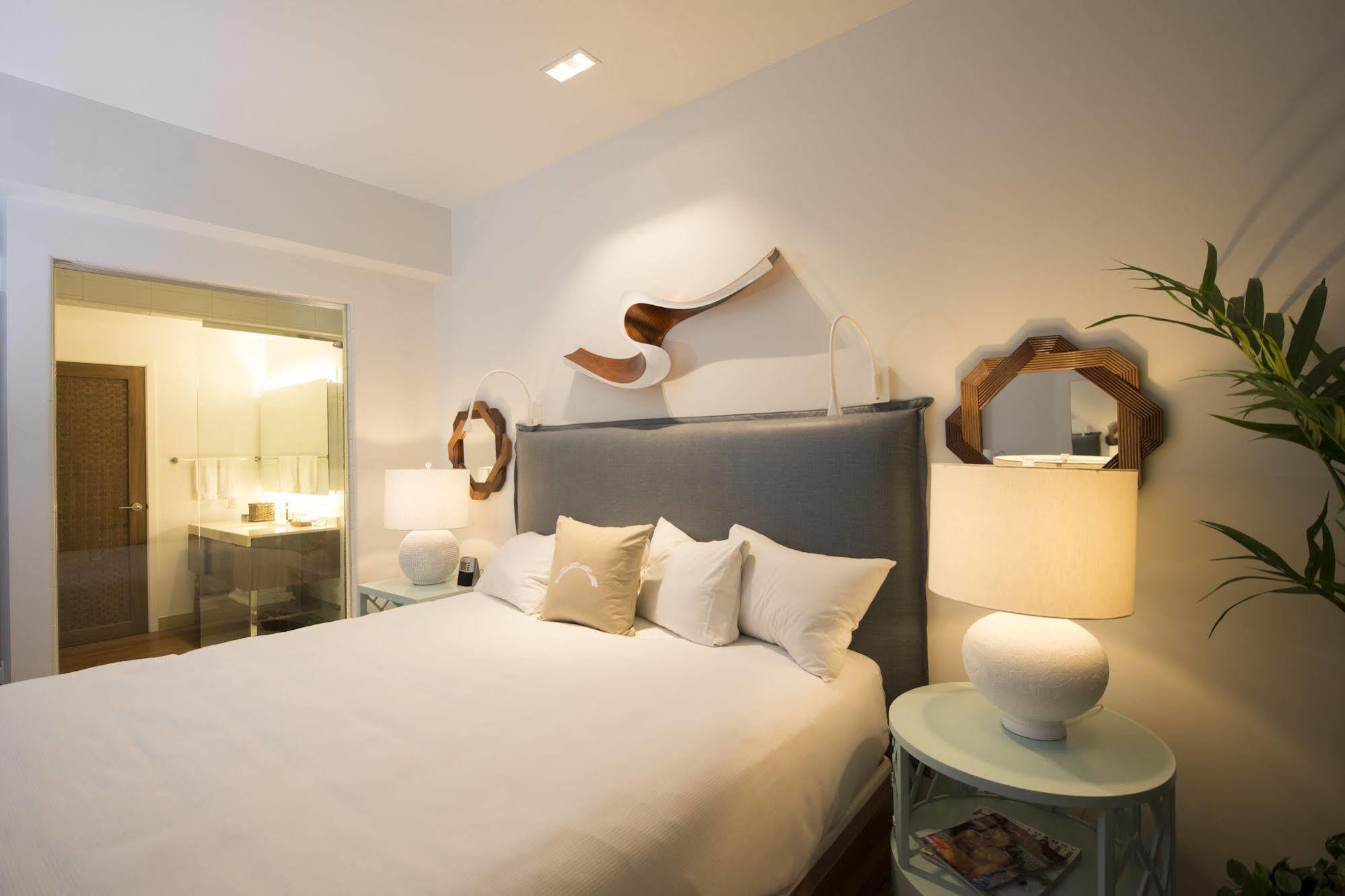 Hyatt Centric Waikiki 4*