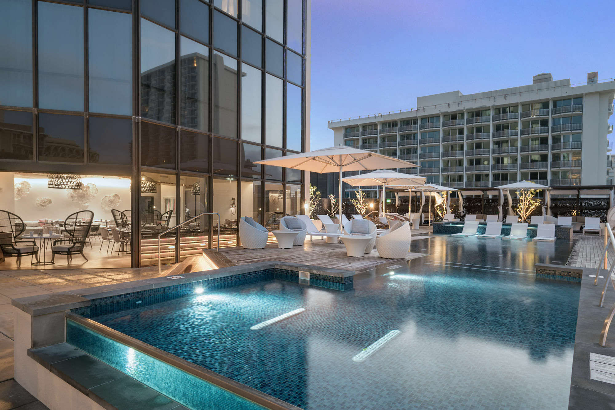 Hyatt Centric Waikiki 4*